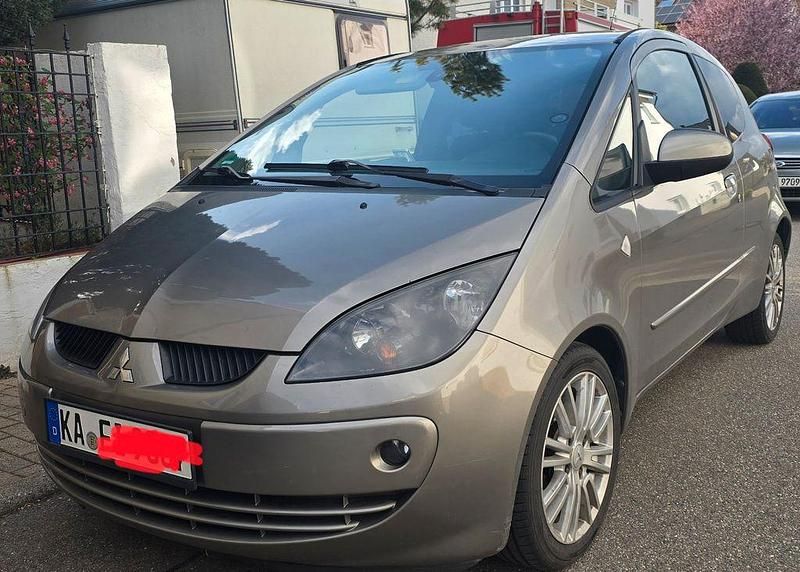 Gebraucht Mitsubishi Colt Motion 75 PS (55 kW) 2008 Grau Limousine
