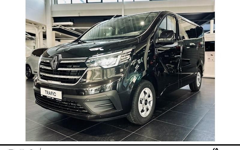 Neu Renault Trafic Evolution 150 PS (110 kW) 2025 Schwarz Van / Kleinbus