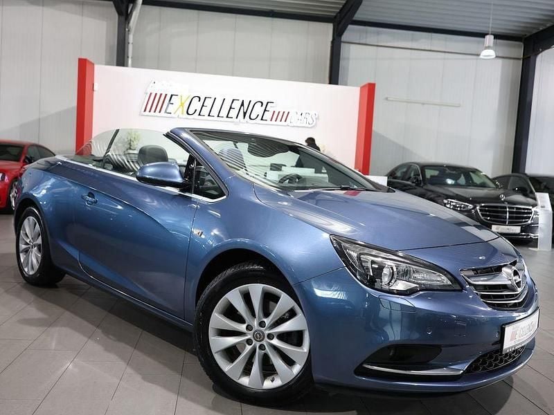 Gebraucht Opel Cascada Innovation 140 PS (102 kW) 2017 Blau Cabrio