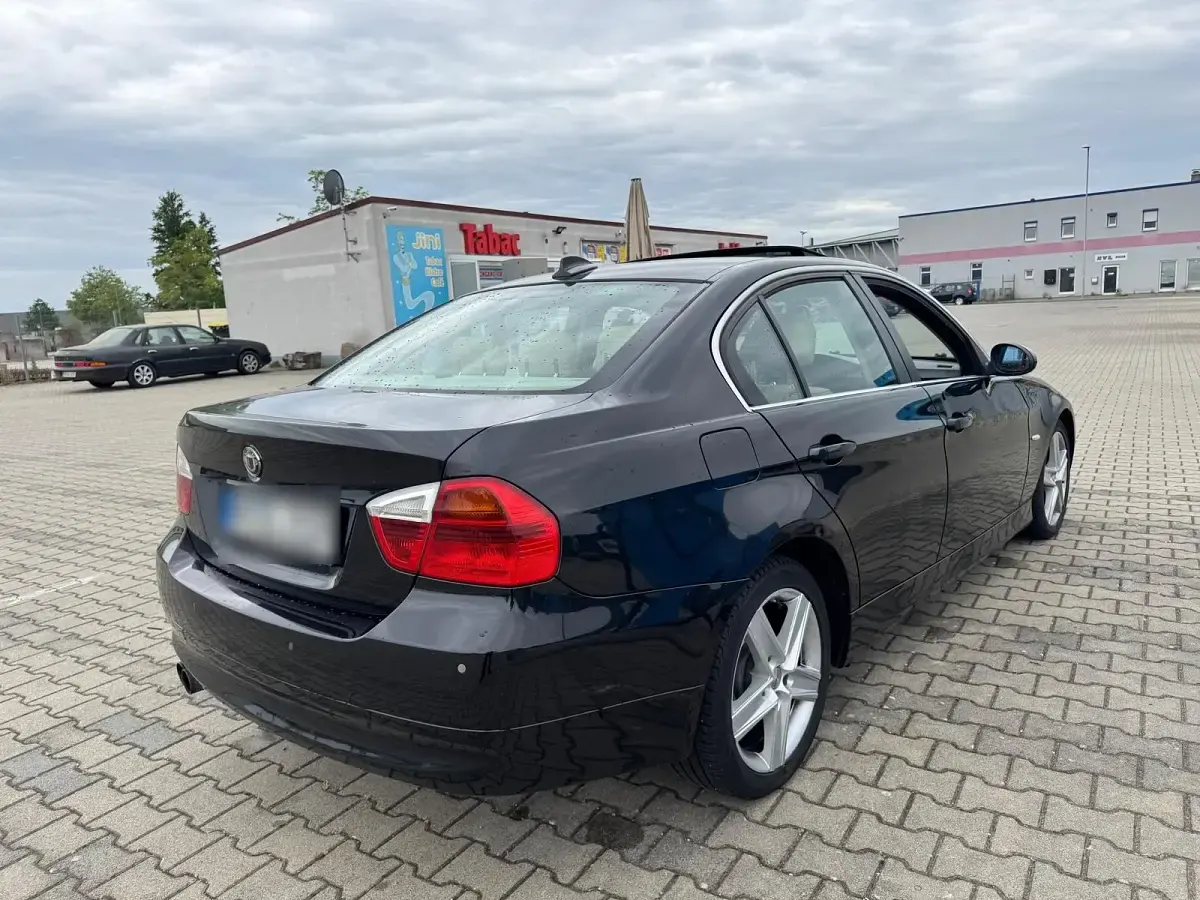 Gebraucht BMW 330 231 PS (169 kW) 2006 Schwarz Limousine