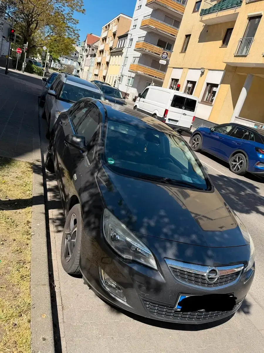 Gebraucht Opel Astra 120 PS (88 kW) 2011 Grau Coupé
