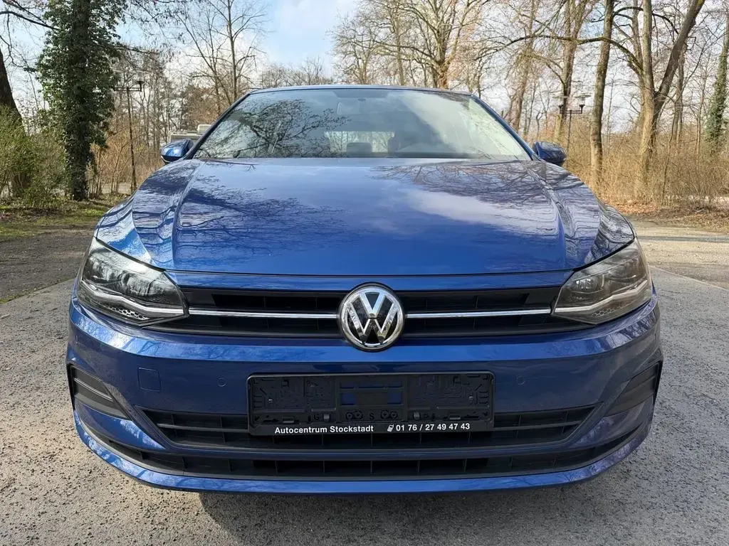 Gebraucht VW Polo Comfortline 80 PS (58 kW) 2019 Blau Kleinwagen