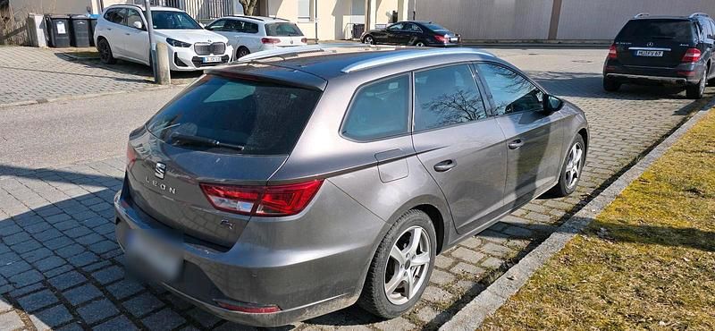 Gebraucht Seat Leon FR 150 PS (110 kW) 2015 Grau Kombi