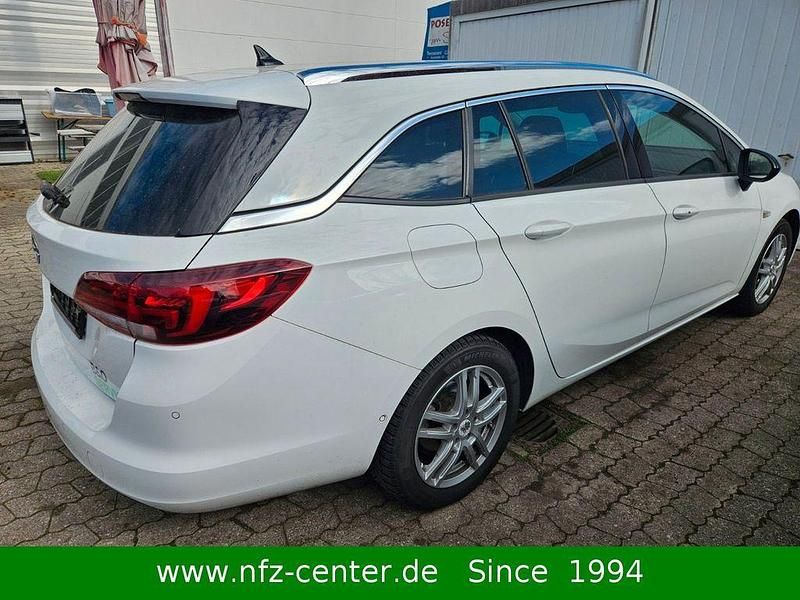 Gebraucht Opel Astra Edition 105 PS (77 kW) 2022 Weiß Kombi