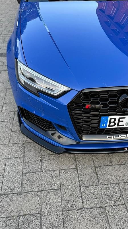 Gebraucht Audi RS3 Ambiente 400 PS (294 kW) 2020 Blau Limousine