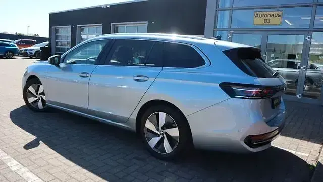 Gebraucht VW Passat IQ Drive 360 PS (264 kW) 2024 Silber Kombi