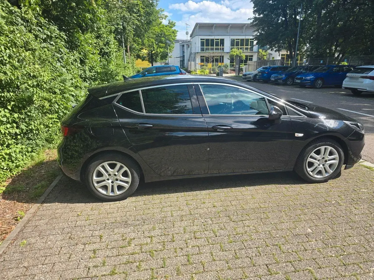 Gebraucht Opel Astra Elegance 122 PS (89 kW) 2020 Schwarz Limousine