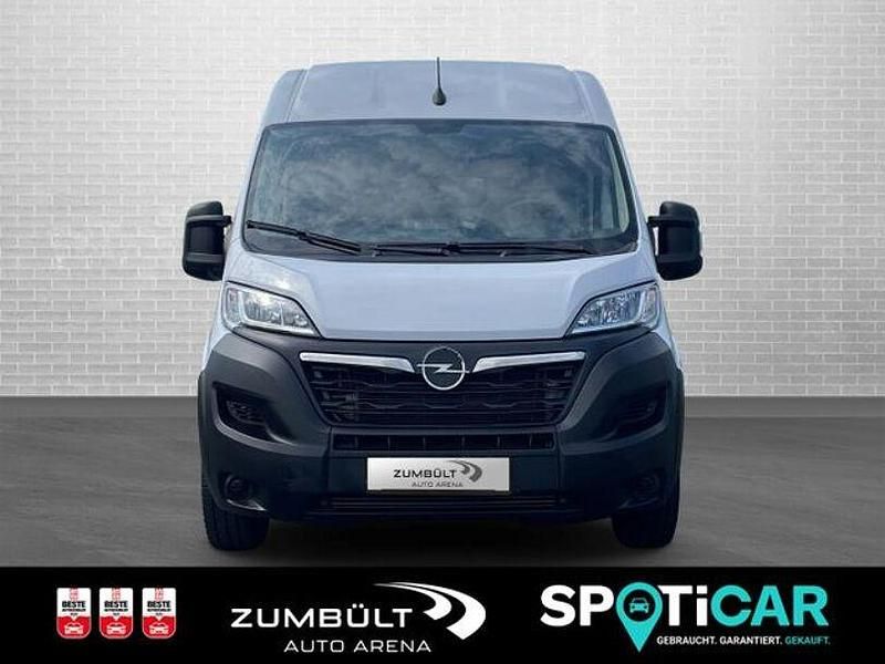 Gebraucht Opel Movano 140 PS (102 kW) 2024 Weiß (weiß) Van