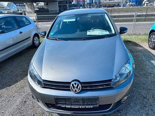 Gebraucht VW Golf VI Style 80 PS (58 kW) 2011 Grau Kleinwagen