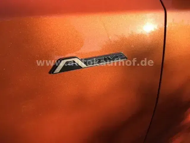 Gebraucht Ford Focus Active 182 PS (133 kW) 2019 Orange Limousine