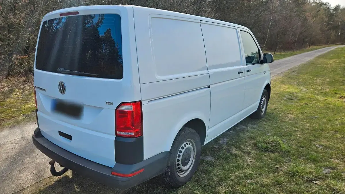 Używany VW Transporter 102 KM (75 kW) 2018 Biały Van