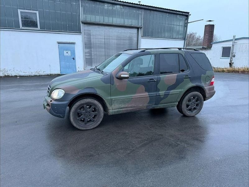 Grün Gebraucht 2002 Mercedes ML270 SUV | 3.399 € (Guter Preis) - Bild 1/4