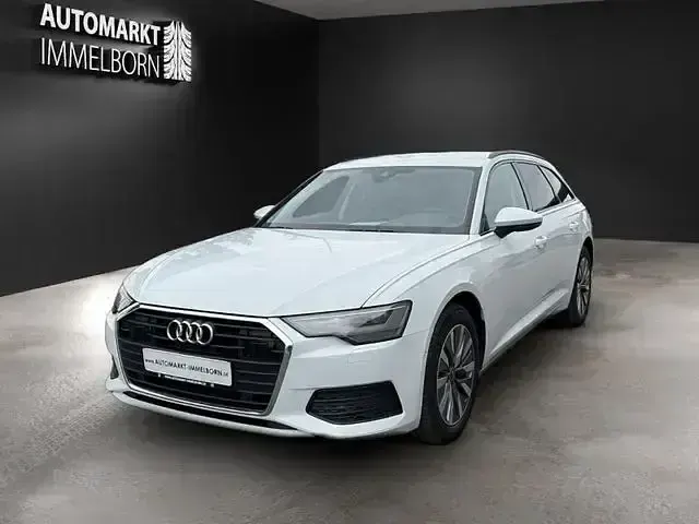 Gebraucht Audi A6 Ambiente 163 PS (119 kW) 2023 Weiß Limousine