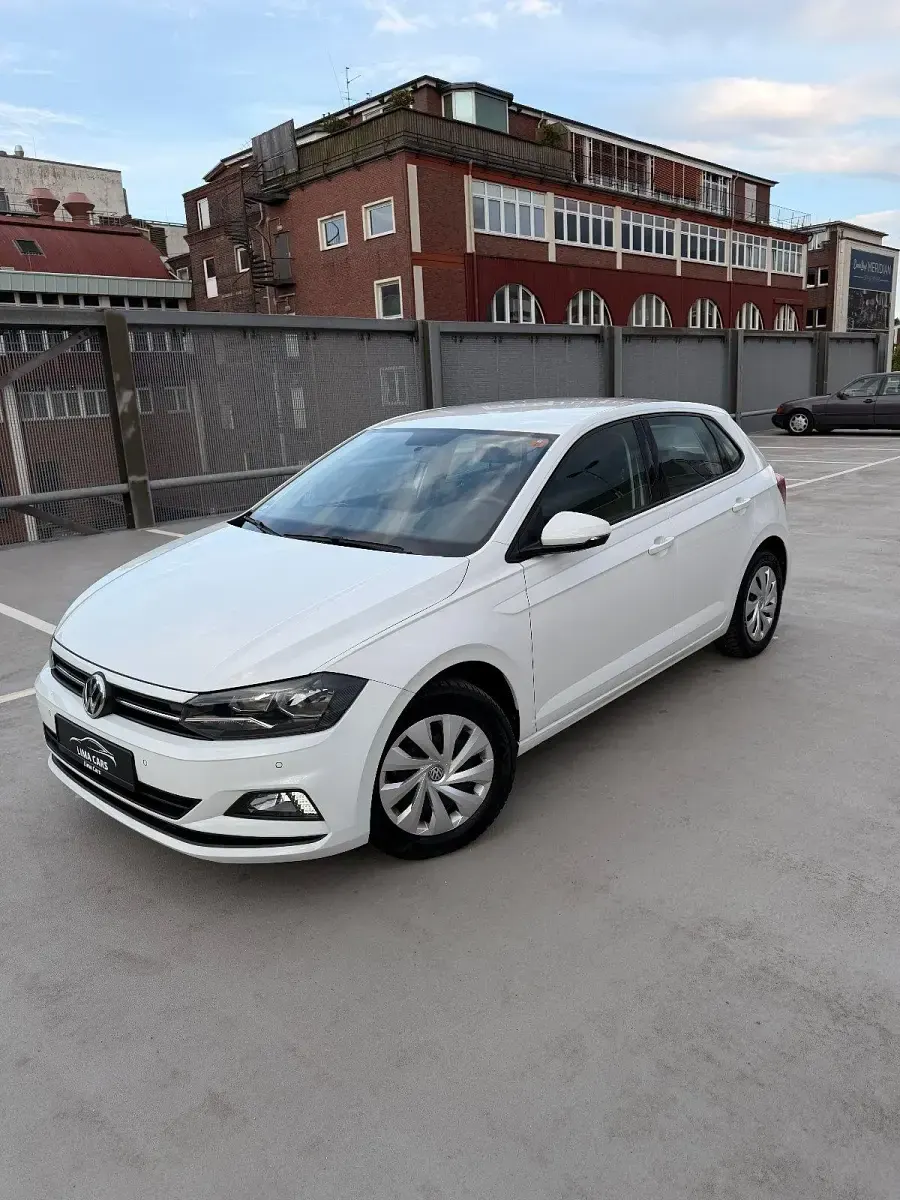 Gebraucht VW Polo Comfortline 95 PS (69 kW) 2011 Weiß Kleinwagen