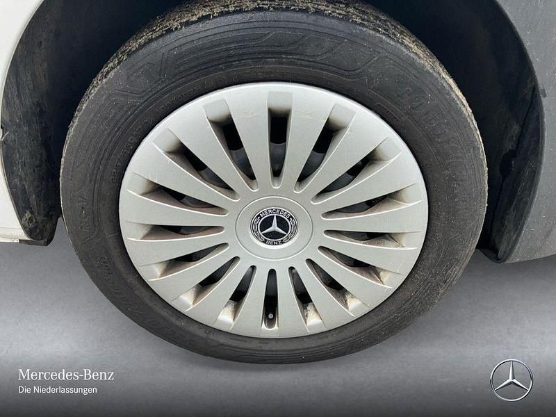 Gebraucht Mercedes Vito 163 PS (119 kW) 2024 Weiß Van