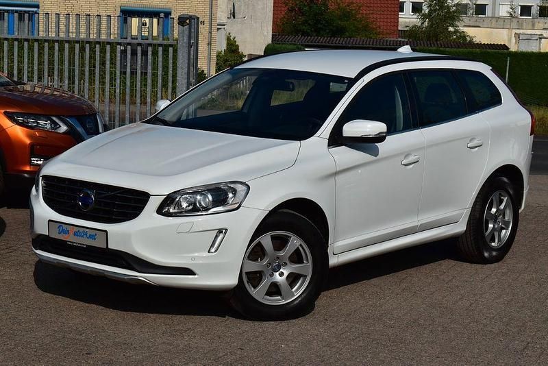 Weiß Gebraucht 2014 Volvo XC60 Momentum SUV | 13.990 € (Guter Preis) - Bild 1/4