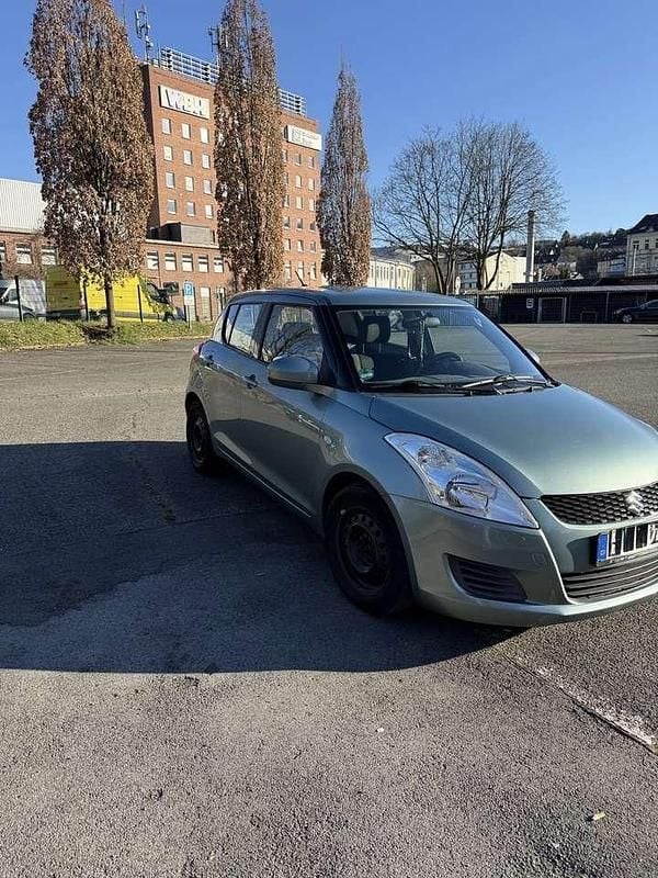 Gebraucht Suzuki Swift Comfort 97 PS (71 kW) 2012 Grün Limousine