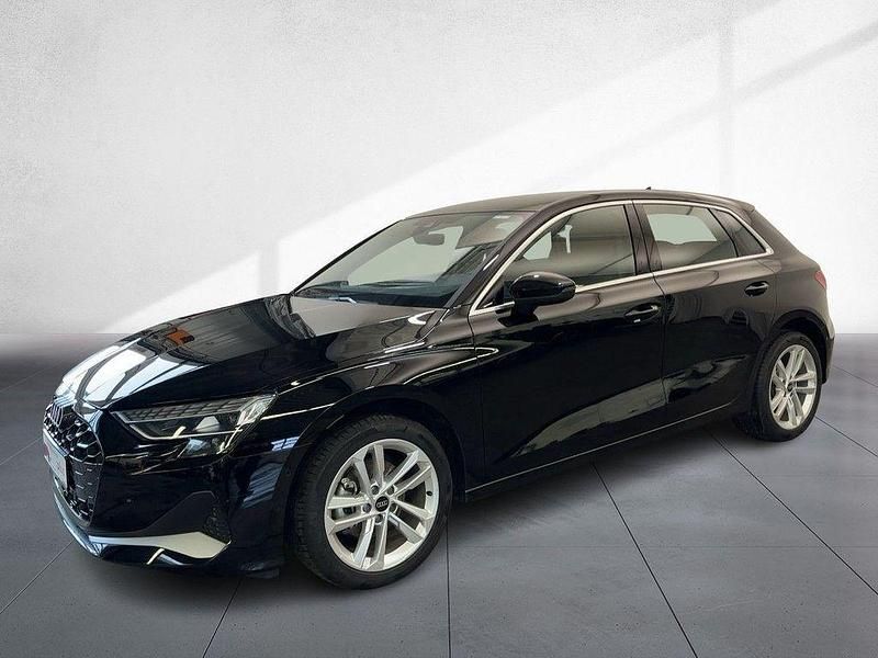 Gebraucht Audi A3 Advanced Plus 116 PS (85 kW) 2024 Brillantschwarz Limousine