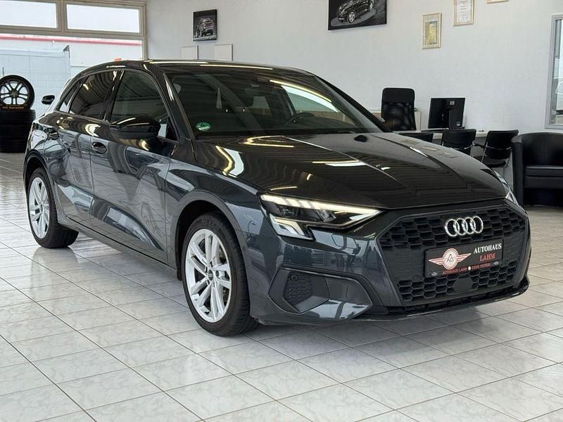 Gebraucht Audi A3 Ambiente 116 PS (85 kW) 2023 Grau Limousine