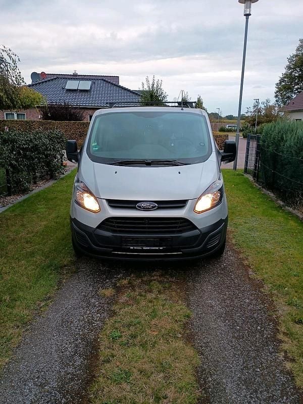 Silber Gebraucht 2017 Ford Transit Van / Kleinbus | 14.000 € (Fairer Preis) - Bild 1/4