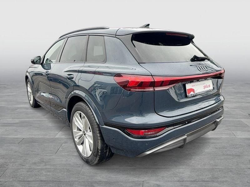 Gebraucht Audi Q6 e-tron S-Line 225 kW (306 PS) 2025 Blau SUV