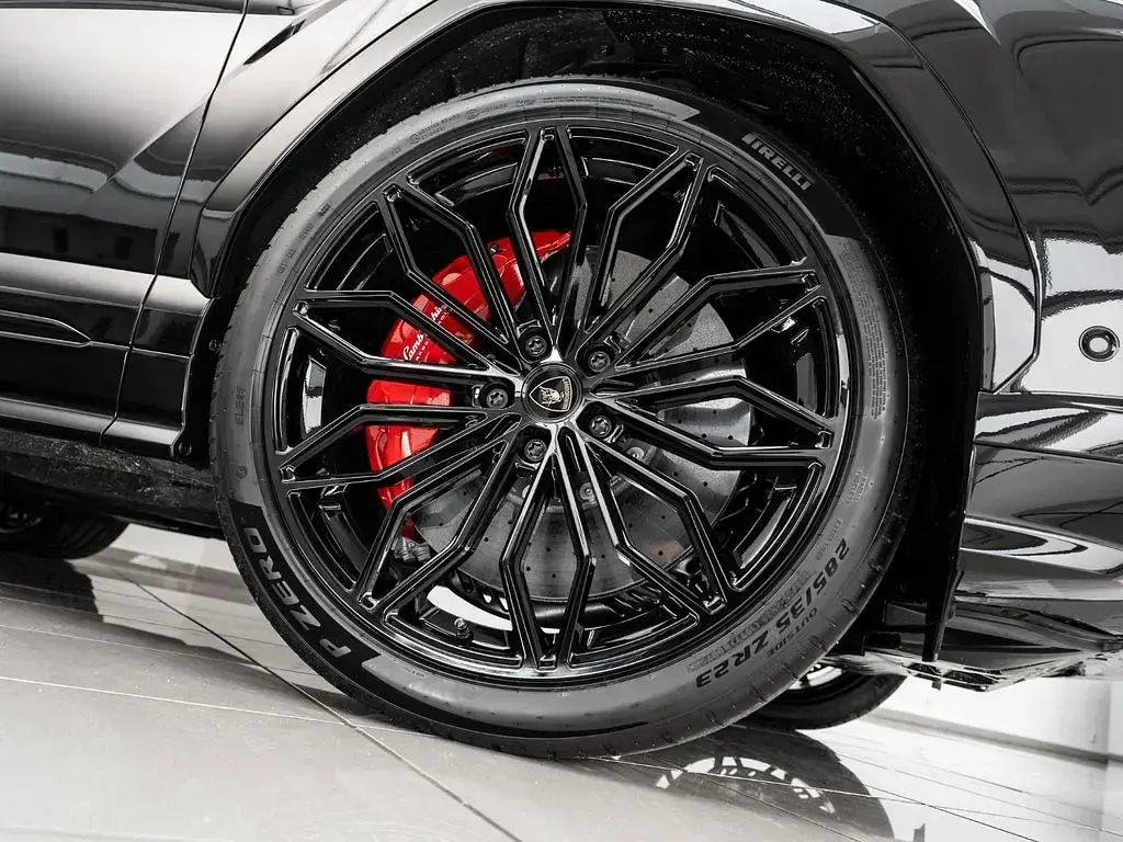 Neu Lamborghini Urus 799 PS (587 kW) 2026 Schwarz SUV