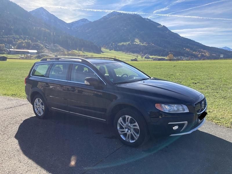 Gebraucht Volvo XC70 185 PS (136 kW) 2014 Schwarz Kombi