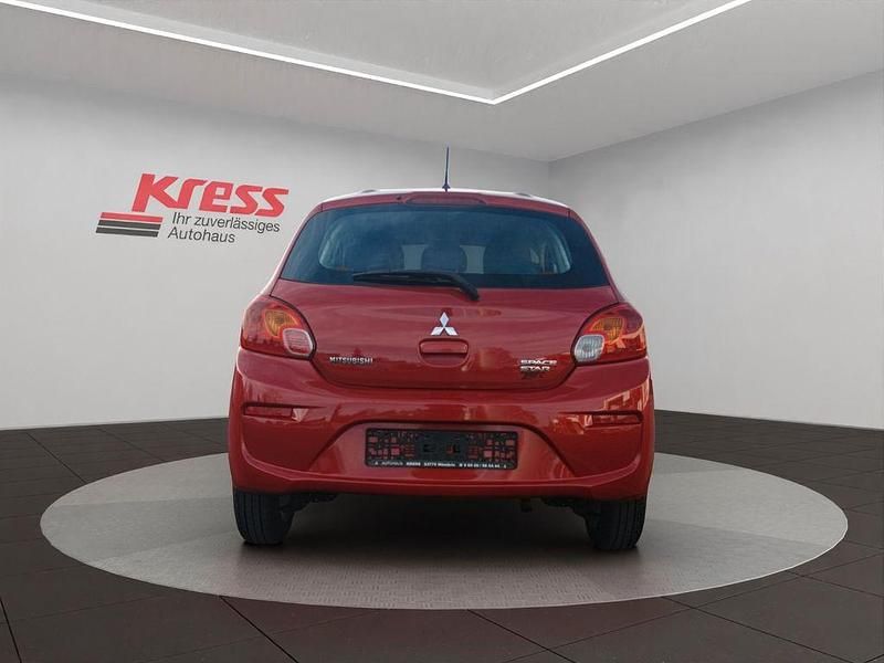 Gebraucht Mitsubishi Space Star Edition 71 PS (52 kW) 2017 Rot Kleinwagen