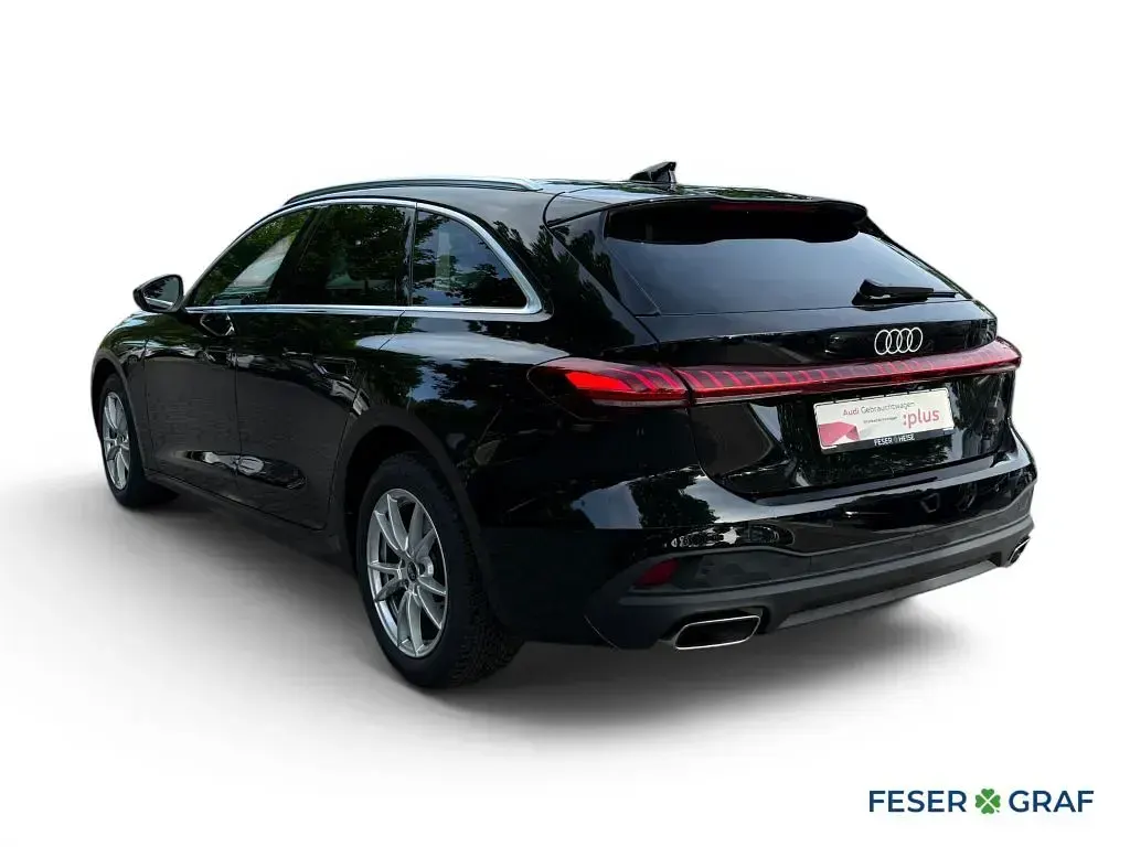 Gebraucht Audi A5 204 PS (150 kW) 2025 Mythosschwarz metallic Kombi