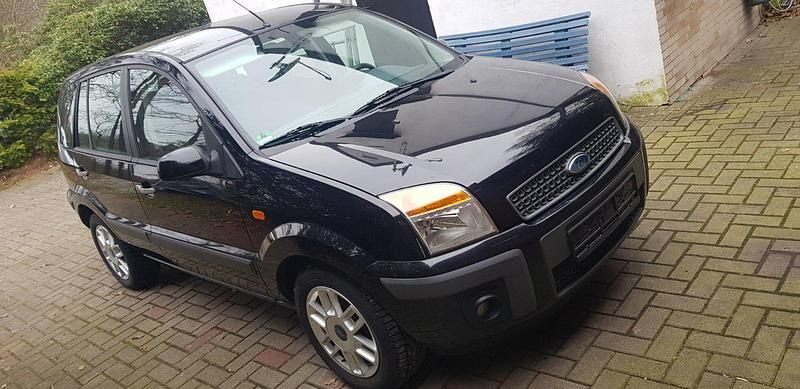 Gebraucht Ford Fusion Style 101 PS (74 kW) 2009 Schwarz Kleinwagen