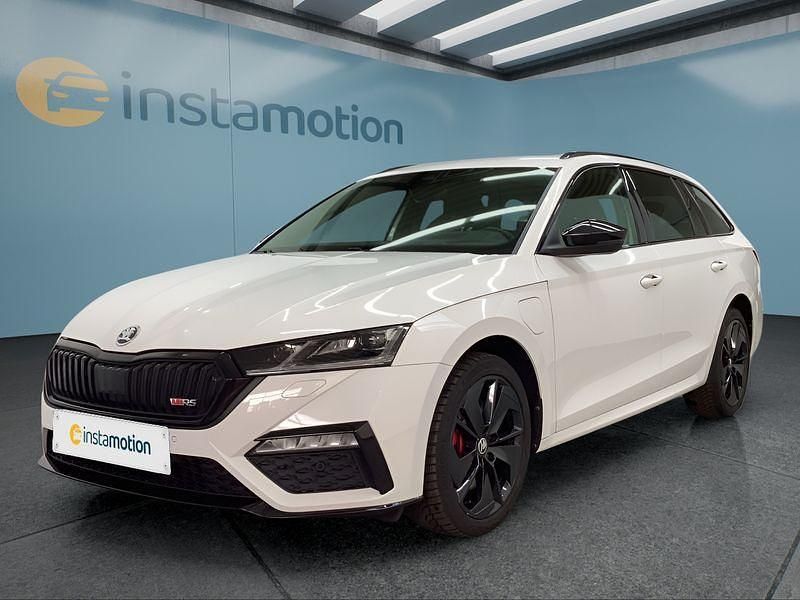 Weiß Gebraucht 2022 Skoda Octavia RS Kombi | 25.299 € (Fairer Preis) - Bild 1/4