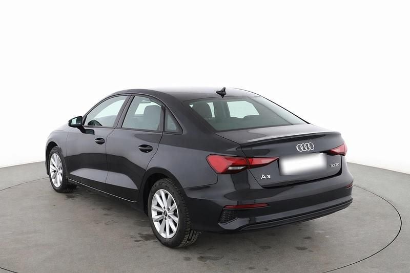 Gebraucht Audi A3 116 PS (85 kW) 2022 Schwarz Limousine