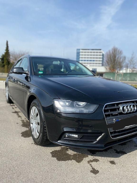 Gebraucht Audi A4 Sport 190 PS (139 kW) 2014 Schwarz Kombi