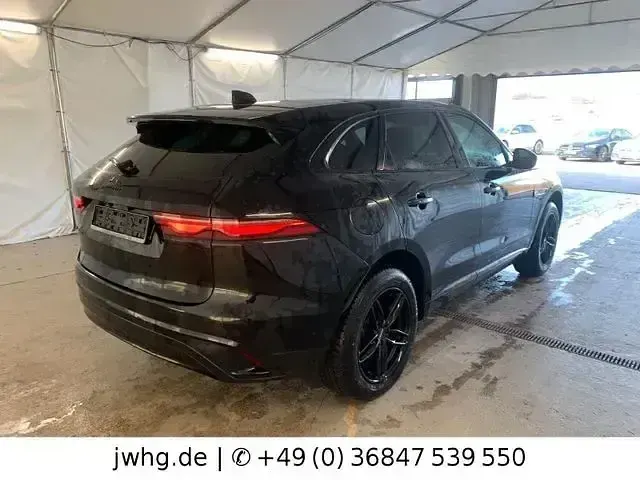 Gebraucht Jaguar F-Pace R-Dynamic 163 PS (119 kW) 2022 Schwarz SUV
