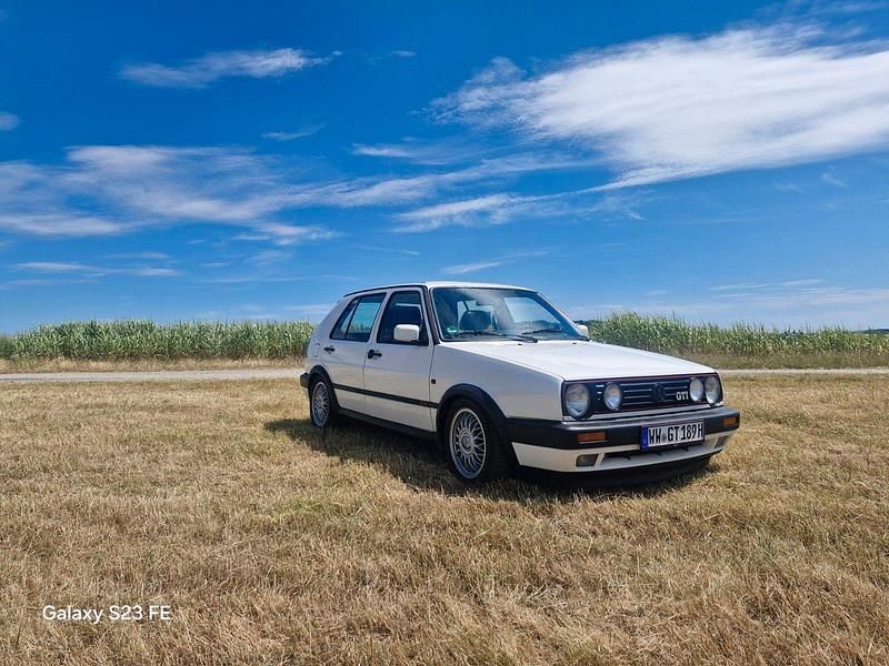 Weiß Gebraucht 1990 VW Golf II GTI Coupé | 7.999 € - Bild 1/4