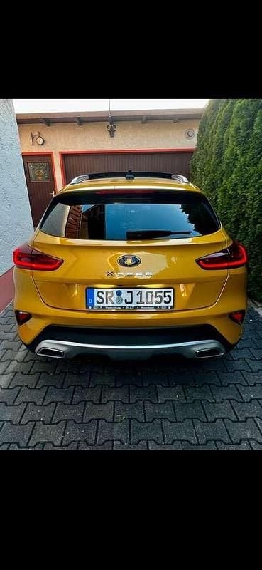 Używany Kia XCeed Launch Edition 204 KM (150 kW) 2019 Beżowy SUV