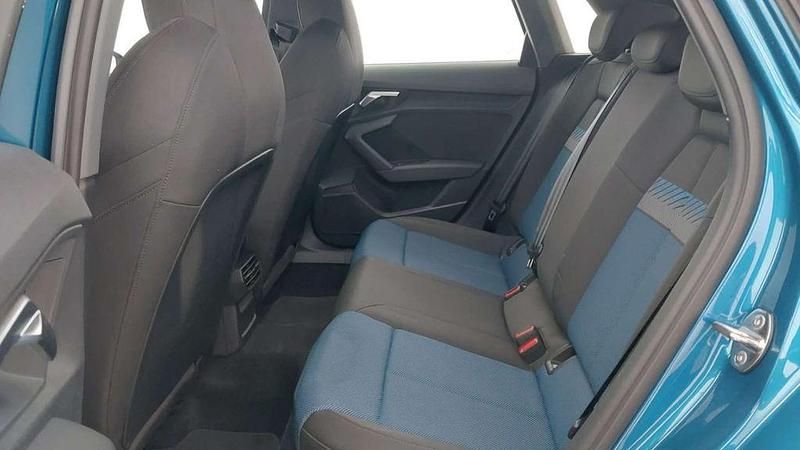 Gebraucht Audi A3 Advanced 116 PS (85 kW) 2021 Blau Limousine