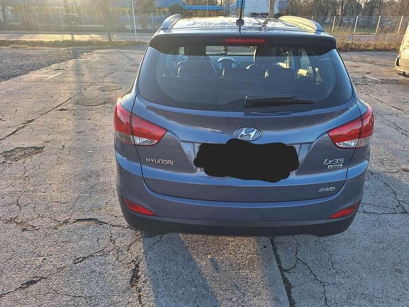 Gebraucht Hyundai ix35 Style 184 PS (135 kW) 2012 Blau SUV