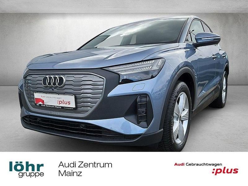 Geysirblau metallic Gebraucht 2022 Audi Q4 Sportback e-tron Ambiente SUV | 29.380 € (Superpreis) - Bild 1/4