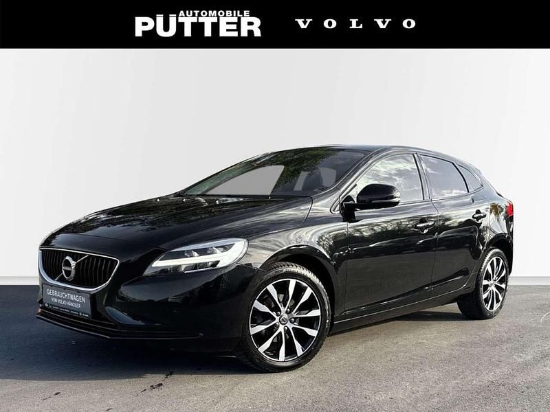 Schwarz Gebraucht 2018 Volvo V40 Linje Svart Kombi | 16.890 € (Etwas zu teuer) - Bild 1/4