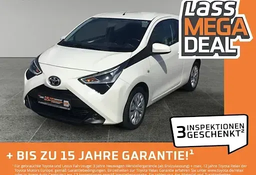 Second-hand Toyota Aygo X-play 72 CP (52 kW) 2019 Hatchback
