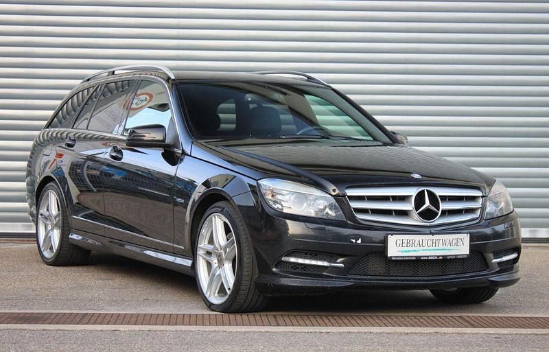 Schwarz Gebraucht 2010 Mercedes C250 Avantgarde Limousine | 7.670 € (Etwas zu teuer) - Bild 1/4