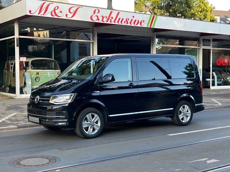 Schwarz Gebraucht 2017 VW T6 Generation Six Van | 19.980 € (Guter Preis) - Bild 1/4