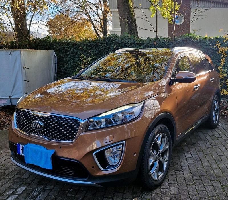 Grau Gebraucht 2015 Kia Sorento 3 SUV | 15.500 € (Guter Preis) - Bild 1/4