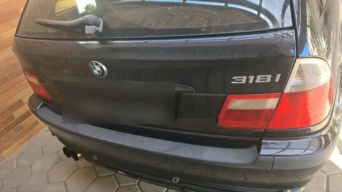 Gebraucht BMW 318 143 PS (105 kW) 2005 Schwarz Kombi