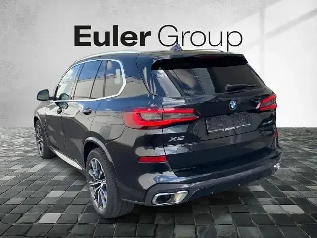 Gebraucht BMW X5 Performance 286 PS (210 kW) 2023 Schwarz SUV
