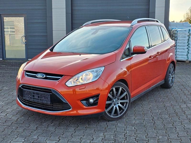 Gebraucht Ford Grand C-Max Titanium 140 PS (102 kW) 2012 Van / Kleinbus