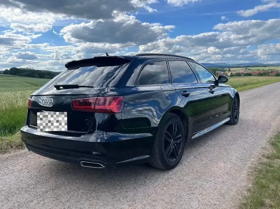 Gebraucht Audi A6 Ambiente 190 PS (139 kW) 2017 Schwarz Kombi
