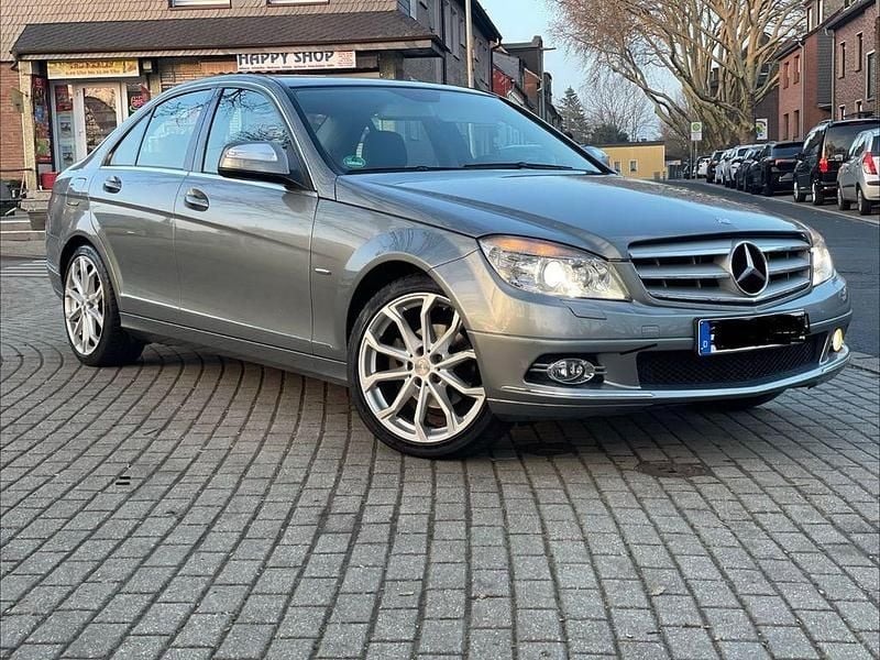 Gebraucht Mercedes C180 Avantgarde 156 PS (114 kW) 2008 Grau Limousine