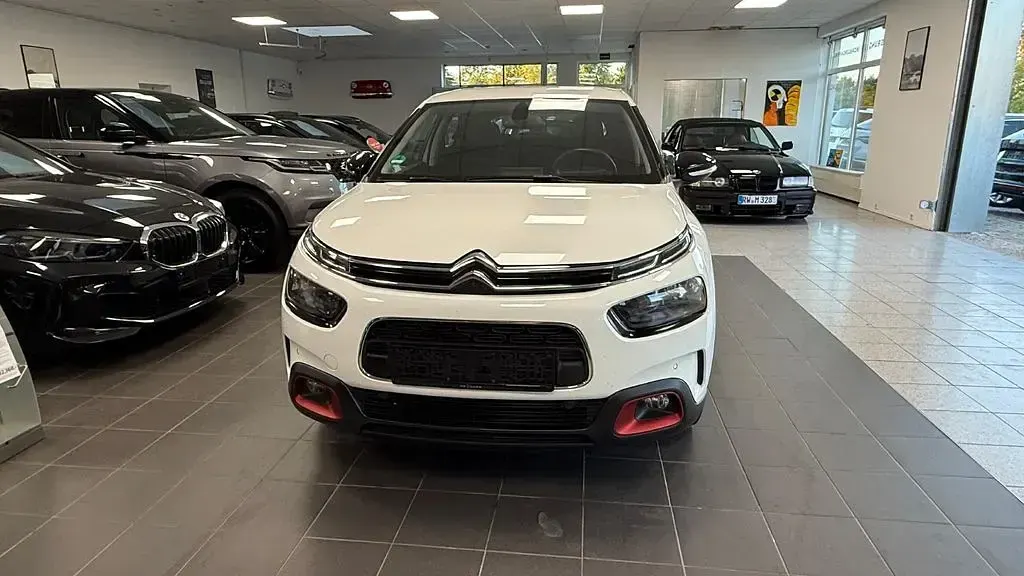 Gebraucht Citroën C4 Shine 131 PS (96 kW) 2018 Weiß Limousine